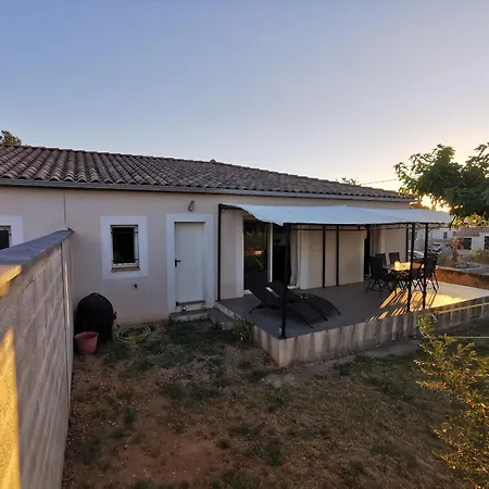 Le Circuit Du Soleil Villa Lédenon Kamer foto